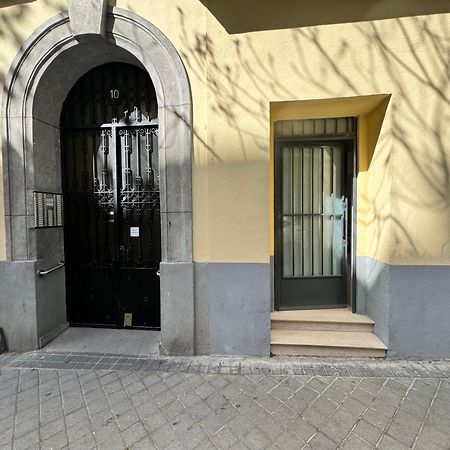 Apartamento En Embajadores Madrid Exterior photo