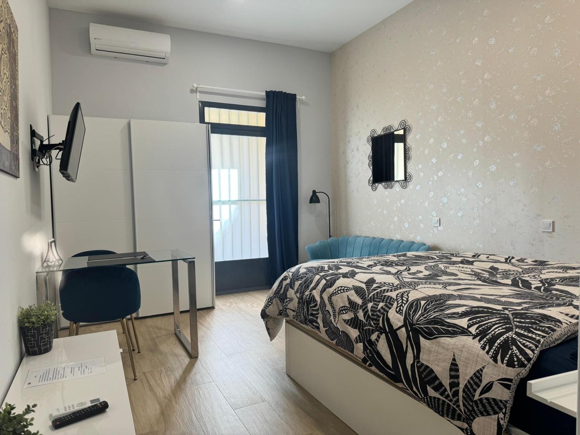 Apartamento En Embajadores Madrid Exterior photo